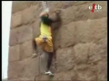 Amazing Wall Climber