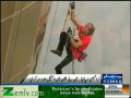 French spiderman’ scales world’s tallest steel tower in China